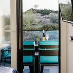 Apartment Little Paradise *